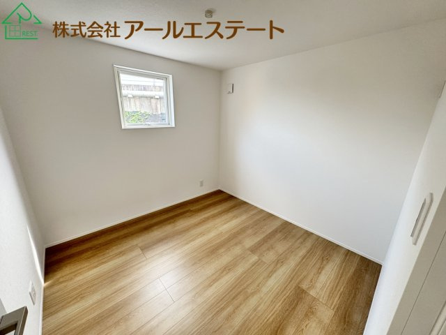 加古川市加古川町河原　　JR「加古川駅」徒歩11分の寝室