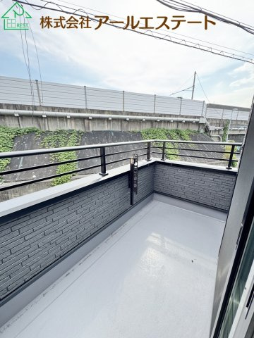 加古川市加古川町河原　　JR「加古川駅」徒歩11分のバルコニー