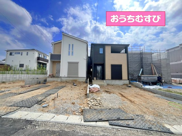 尾張旭市東大久手町第2(全3棟)の前面道路含む現地写真