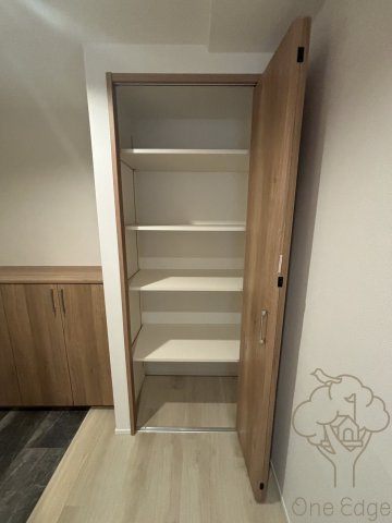 レジディア西天満の玄関