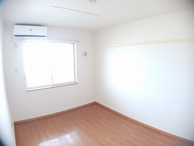 サイエンス　ＴＳＵＫＵＢＡの内装|エアコン付き