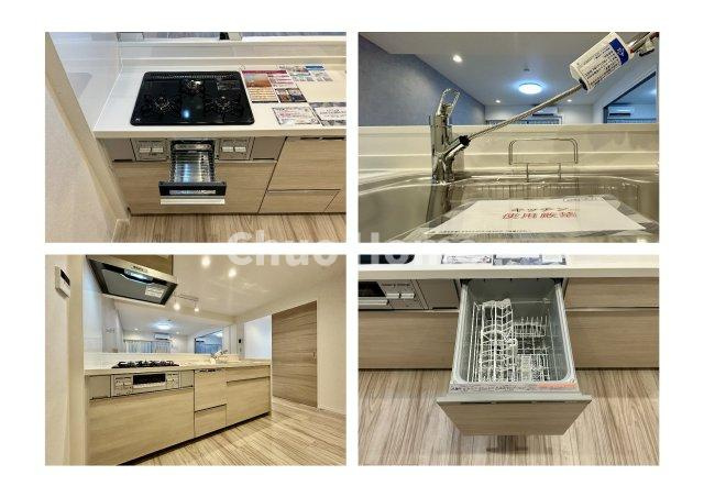 なぎさニュータウン3号棟のキッチン|【システムキッチン】ワイドで収納豊富な使い勝手の良いカウンターキッチンには、食洗器・伸縮タイプのキッチン水栓、三ツ口コンロ・魚焼きグリルなどの便利な設備が標準完備されています。