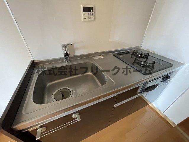 三鷹市上連雀１丁目のアパートのキッチン