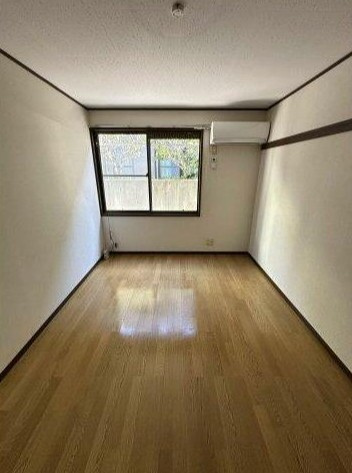 横浜市保土ケ谷区常盤台のアパートの寝室