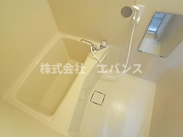 【浴室】 | サンウイング稲荷町 | ゆったり過ごせるお風呂です