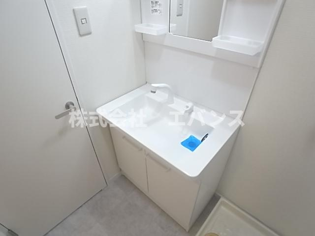 【独立洗面台】 | サンウイング稲荷町 | 独立洗面台、朝の身支度には欠かせません