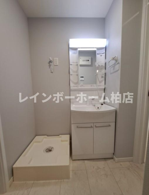 特典：仲介手数料が無料です!!の洗面所