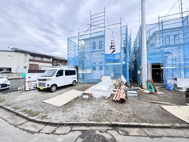 新築　高崎市並榎町　Heartful　Town　A号棟の駐車場|現地写真　駐車スペースは並列2～3台分可能です！
