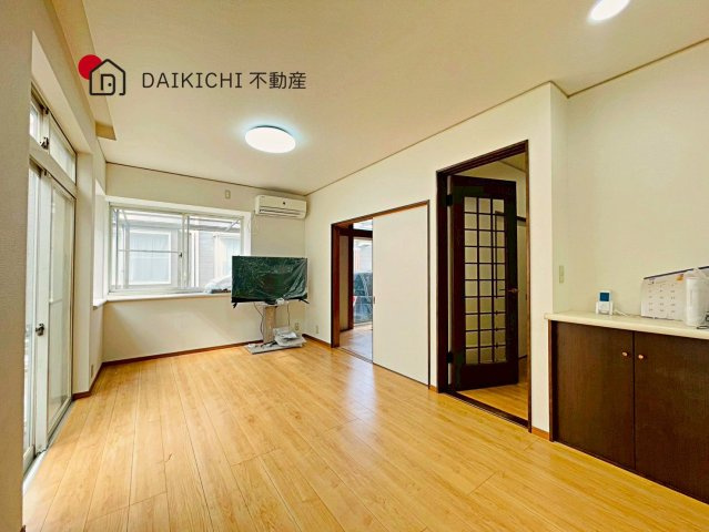 【居間・リビング】 | 久喜市小右衛門　中古戸建