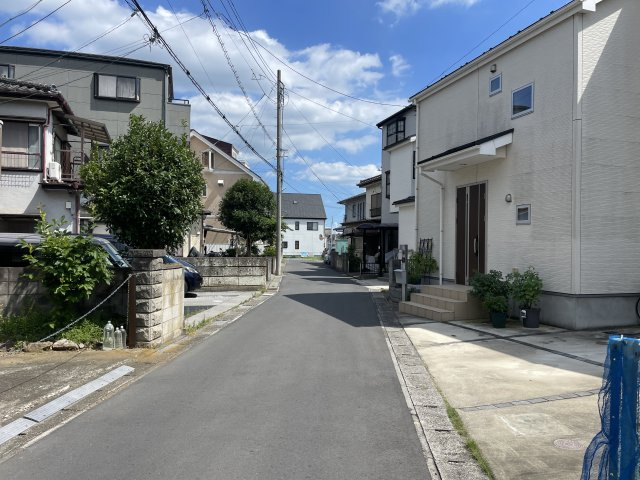 【前面道路含む現地写真】 | 久喜市久喜東6丁目　中古戸建
