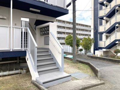 【エントランス】 | ビレッジハウス春日Ⅰ2号棟 | 毎日通るエントランスはこのようになっています