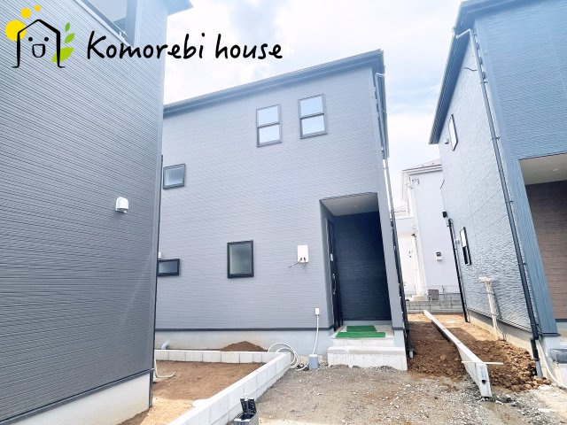 上尾市平方　2期　新築一戸建て　リーブルガーデン　02の外観