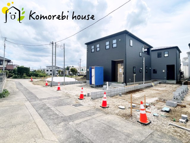 上尾市平方　2期　新築一戸建て　リーブルガーデン　02の前面道路含む現地写真|前面道路含む現地写真です