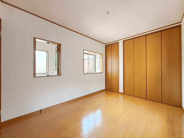 堺市中区深井中町　中古戸建の洋室