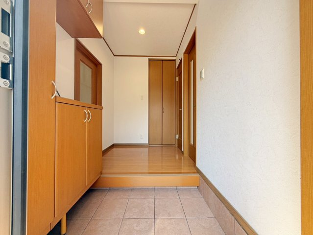 堺市中区深井中町　中古戸建の玄関
