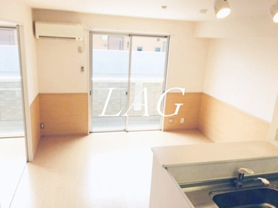 【居間・リビング】 | プリムヴェール　十番館 | 洋室のお部屋です。