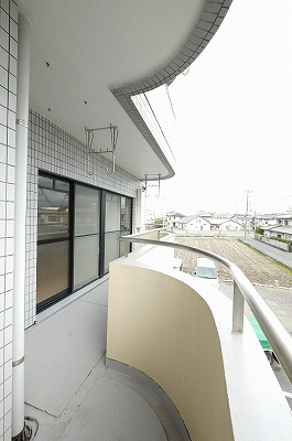レジデンス平福のバルコニー|※写真は別の部屋のものです。