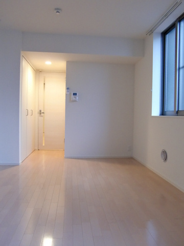Ｎ・Ａ ＰＬＡＺＡ ＯＭＯＲＩ Ⅱの寝室|２面採光のお部屋です