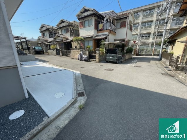 ♦柏原市玉手町　第1期　新築一戸建ての前面道路含む現地写真|車通りの少ない前面道路！お子様がいらっしゃるご家族でも安心！
