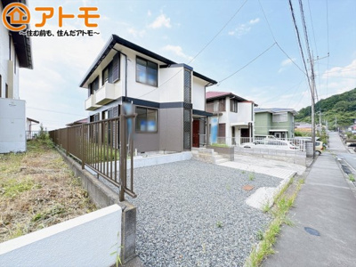 【駐車場】 | 三島市富士見台　中古一戸建て | ゆったりスペースで、駐車も楽ちん♪
