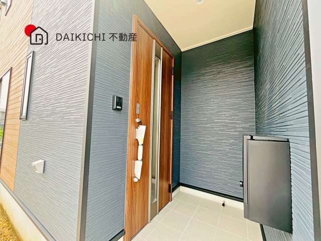【玄関】 | 宮代町百間第8 Ⅰ期　新築戸建　全10棟　9号棟