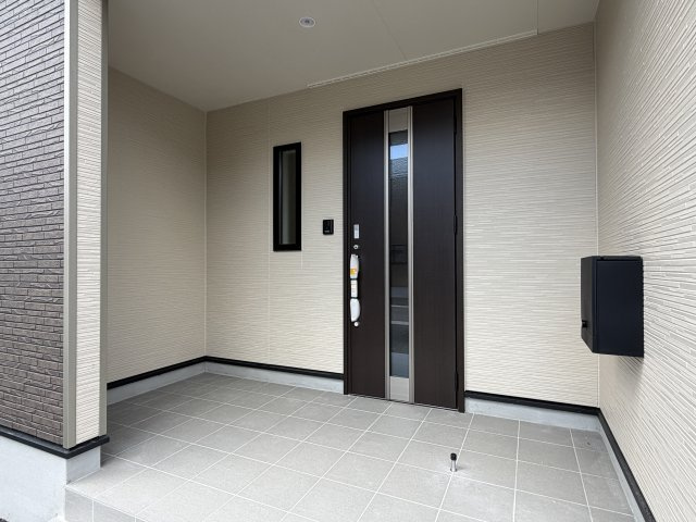 【玄関】 | 宮代町百間第8 Ⅱ期　新築戸建　全9棟　14号棟