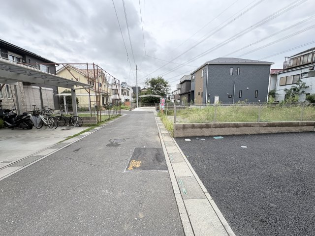 【前面道路含む現地写真】 | 杉戸町内田第8　CRADLE GARDEN　新築戸建　全2棟　　1号棟