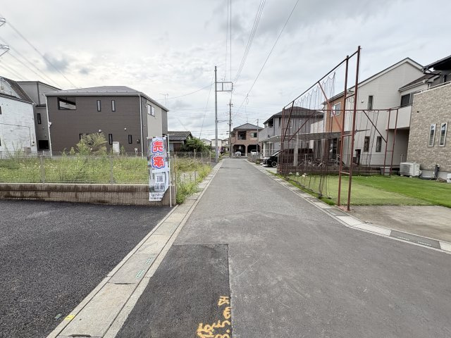 【前面道路含む現地写真】 | 杉戸町内田第8　CRADLE GARDEN　新築戸建　全2棟　　2号棟