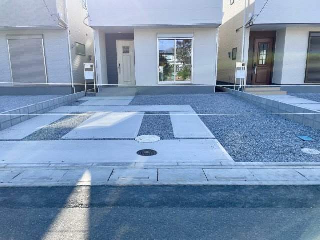 【前面道路含む現地写真】 | 宮代町川端　Livele Garden.S　新築戸建　全14棟　4号棟 | 8/28撮影