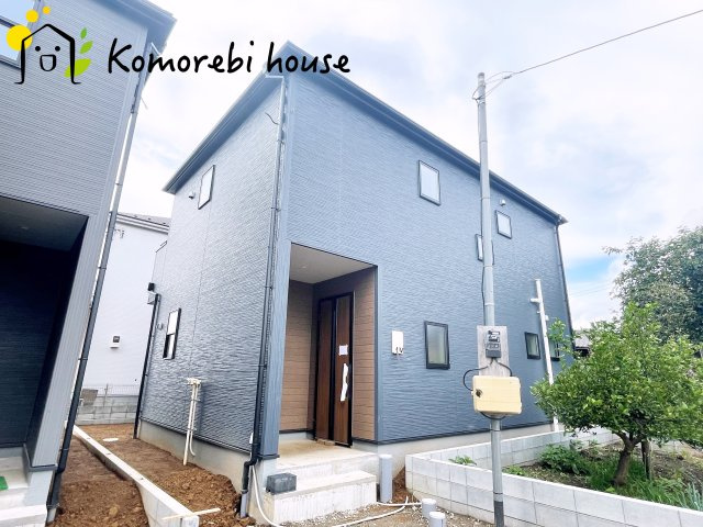 上尾市平方　2期　新築一戸建て　リーブルガーデン　03の外観|外観は落ち着いています