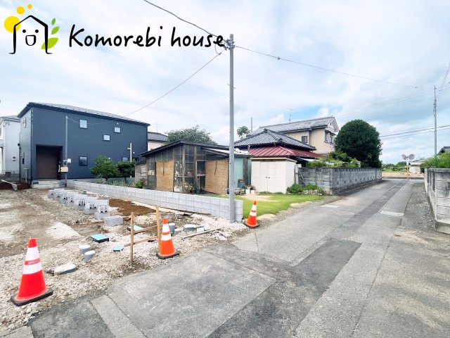 上尾市平方　2期　新築一戸建て　リーブルガーデン　03の前面道路含む現地写真|前面道路含む現地写真です