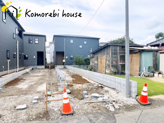 上尾市平方　2期　新築一戸建て　リーブルガーデン　03の駐車場|駐車場に車を止められます