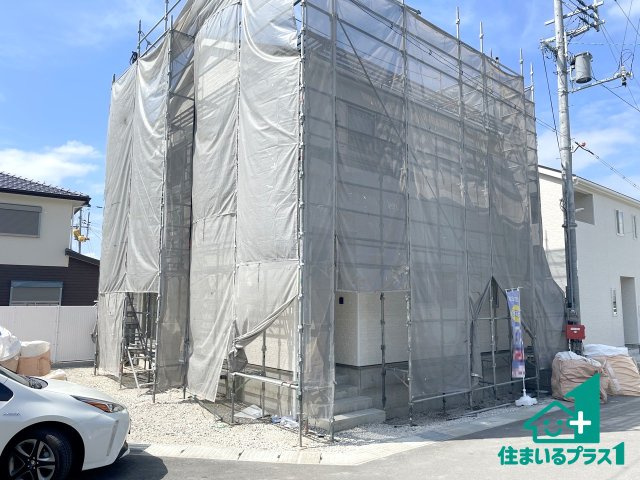 ★京田辺市薪天神堂　第9期　新築一戸建ての外観|現在建築中！落ち着いた街並みで新生活を始めることが出来そう！周辺の物件も併せてご紹介させて頂きます！