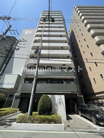プレサンス江戸堀の外観