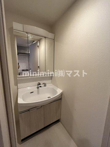 プレサンス江戸堀の洗面所