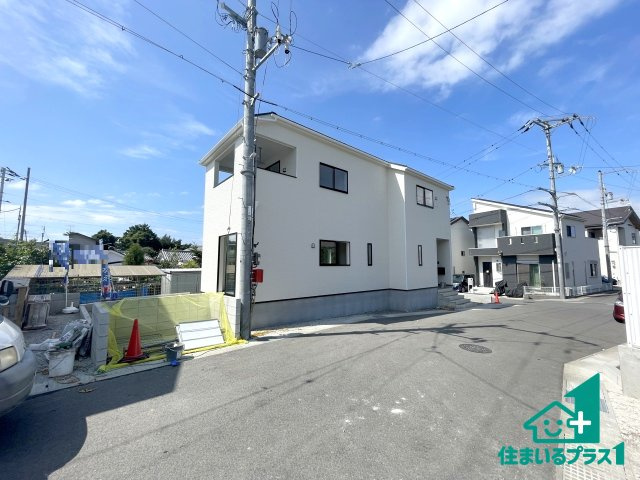 ★京田辺市薪天神堂　第9期　新築一戸建ての外観|安心の10年保証！外観を美しく保ち、雨水で汚れを落とします！気になることがありましたら、お気軽にお問い合わせください！