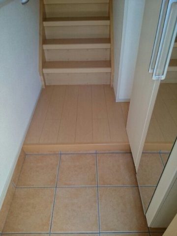 カリーノ　カーサⅡの玄関