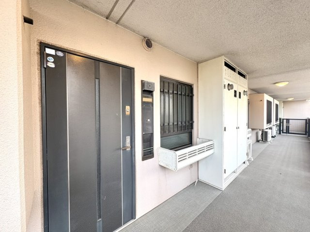 アベニール松戸みのり台の玄関|玄関