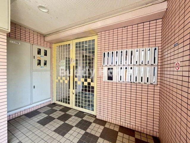 MAXビルディングのエントランス