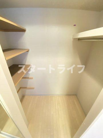 大阪市東淀川区東中島４丁目の賃貸マンションの収納
