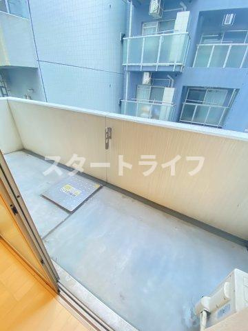 大阪市東淀川区東中島４丁目の賃貸マンションのバルコニー