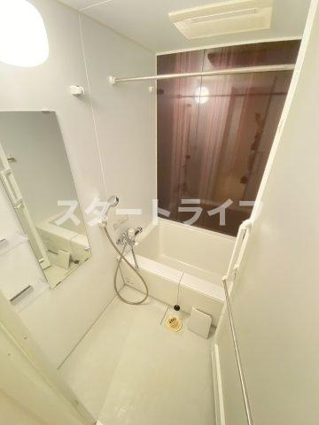 大阪市東淀川区東中島４丁目の賃貸マンションの浴室