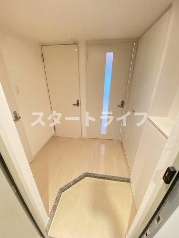 大阪市東淀川区東中島４丁目の賃貸マンションの玄関