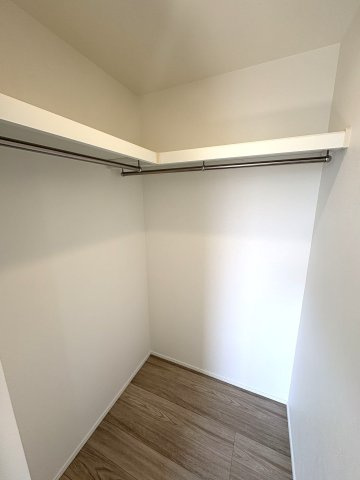 昭和区川名本町四丁目新築戸建の収納|WIC(洋室約5.3帖）