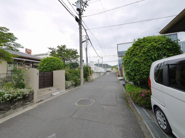 メゾン紀寺モータープールの周辺