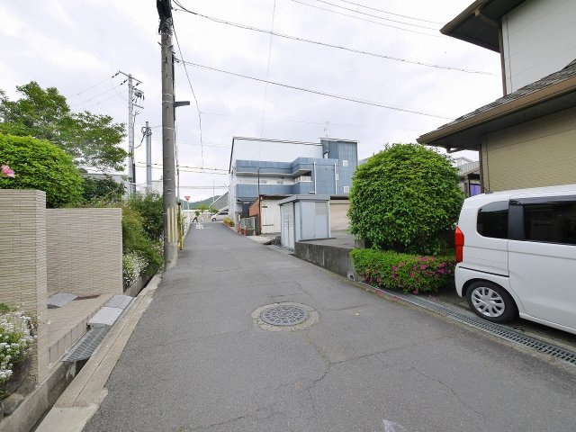 メゾン紀寺モータープールの周辺