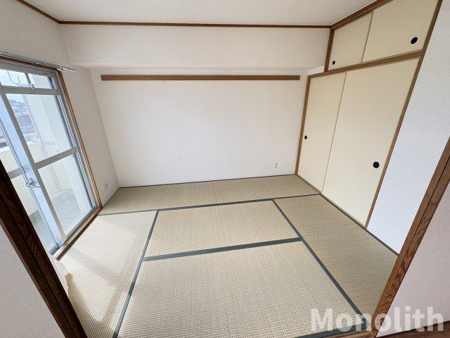 フレール助松100号棟の和室