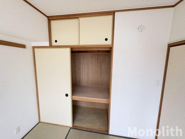 フレール助松100号棟の収納