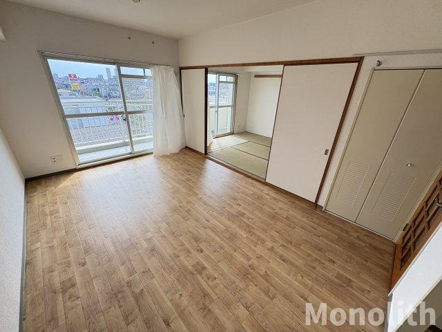 フレール助松100号棟の内装