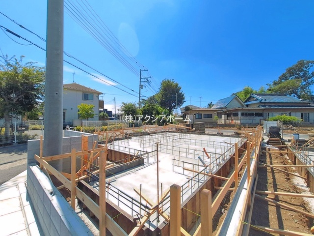 所沢市中富・全13棟　新築一戸建　13号棟の前面道路含む現地写真|2026年8月5日撮影